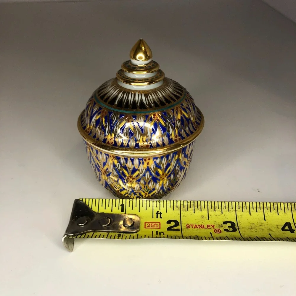 Vtg‎ Thai Hand Painted Gold Tone Pottery BENJARONG Porcelain cup with Lid Trim